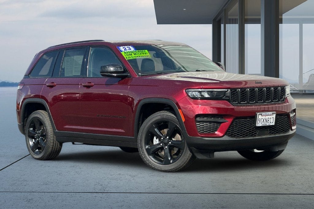 2023 Jeep Grand Cherokee Altitude