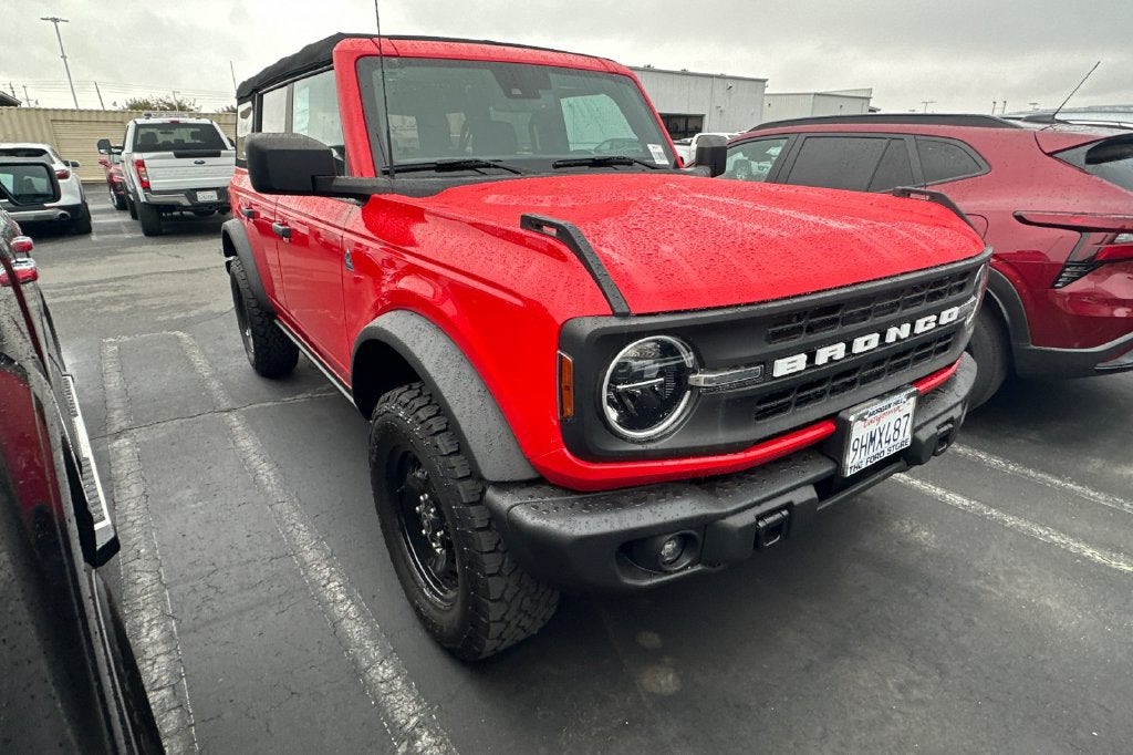 2023 Ford Bronco Base