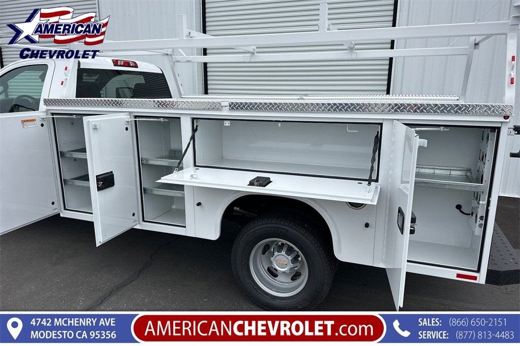 2025 Chevrolet Silverado 3500 HD Chassis Cab Work Truck
