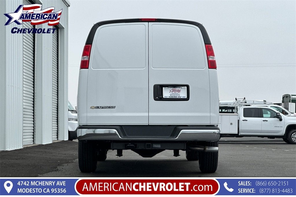 2025 Chevrolet Express Cargo 2500 WT