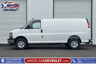2025 Chevrolet Express Cargo 2500 WT
