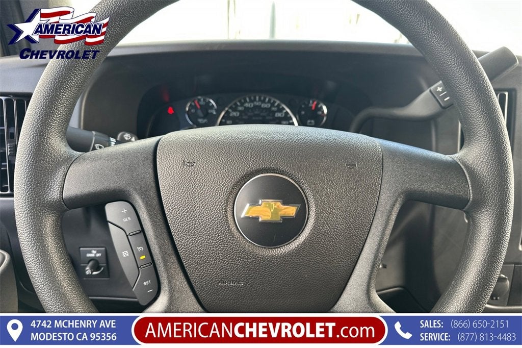 2025 Chevrolet Express Cargo 2500 WT