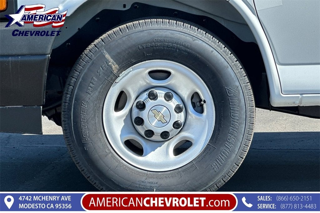 2025 Chevrolet Express Cargo 2500 WT