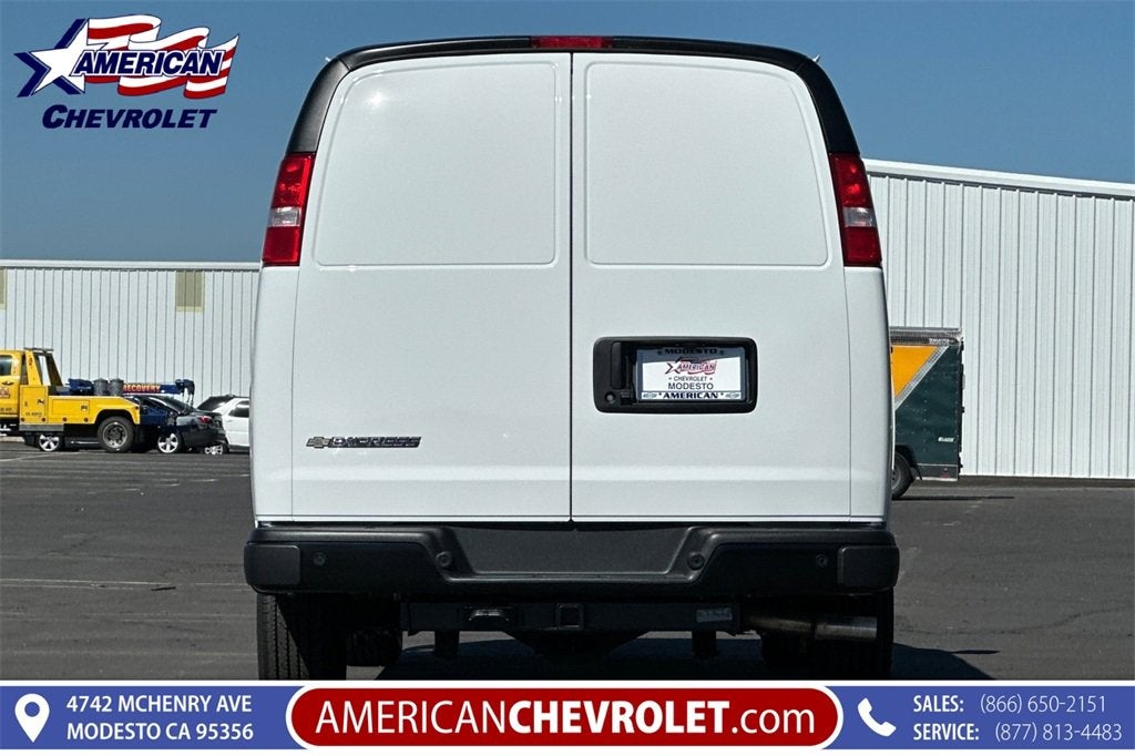 2025 Chevrolet Express Cargo 2500 WT