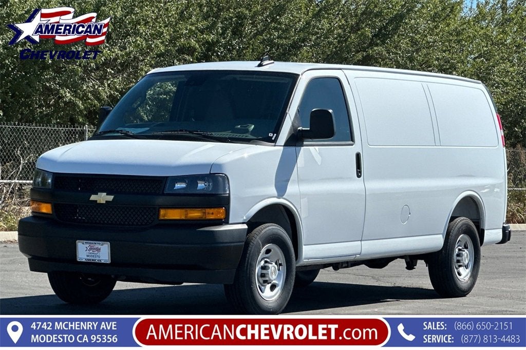 2025 Chevrolet Express Cargo 2500 WT