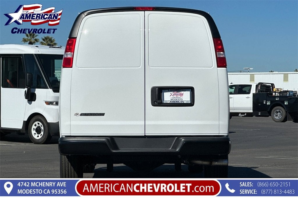 2025 Chevrolet Express Cargo 2500 WT