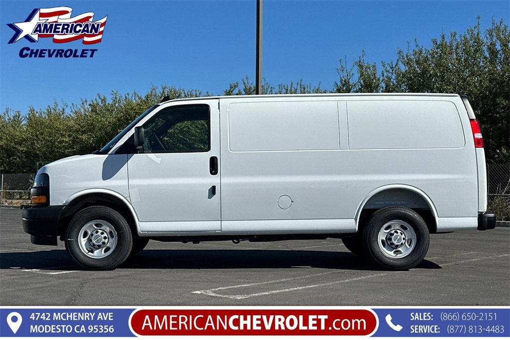 2025 Chevrolet Express Cargo 2500 WT