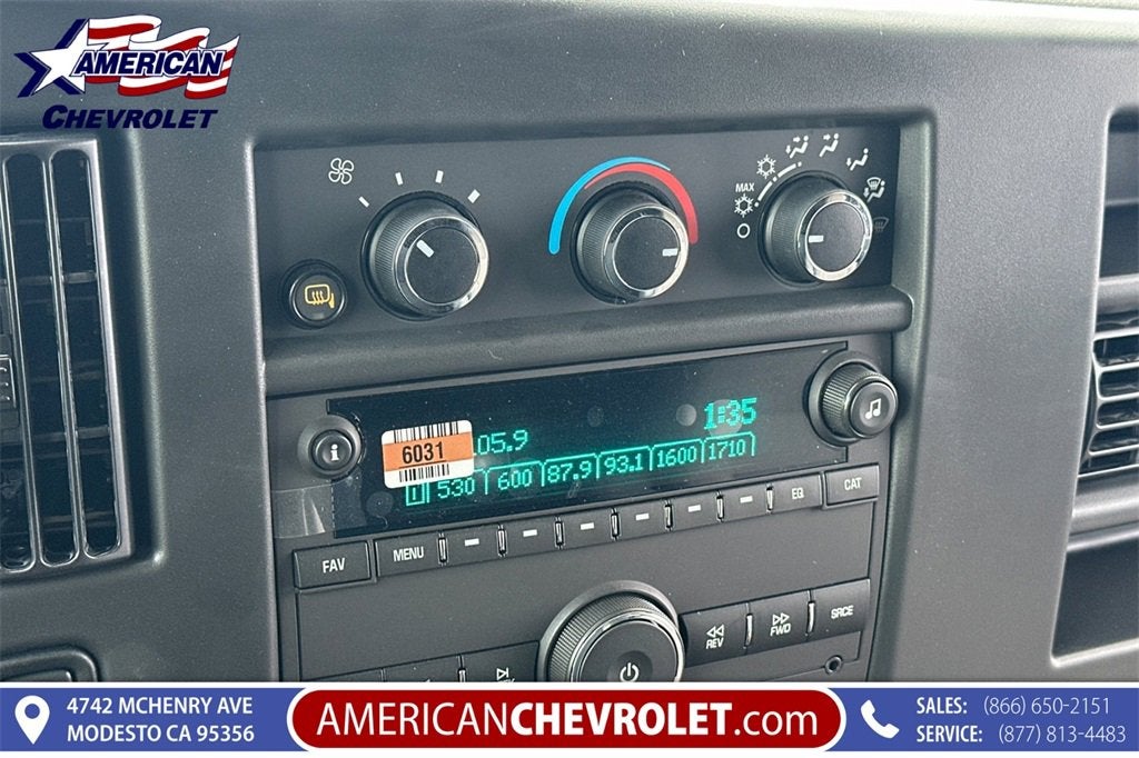 2025 Chevrolet Express Cargo 2500 WT