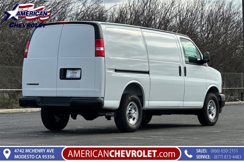 2025 Chevrolet Express Cargo 2500 WT
