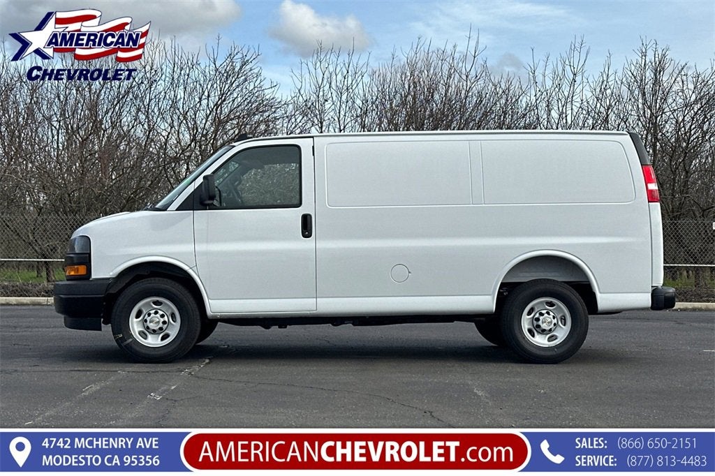 2025 Chevrolet Express Cargo 2500 WT