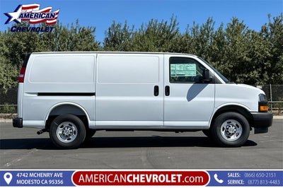 2025 Chevrolet Express Cargo 2500 WT
