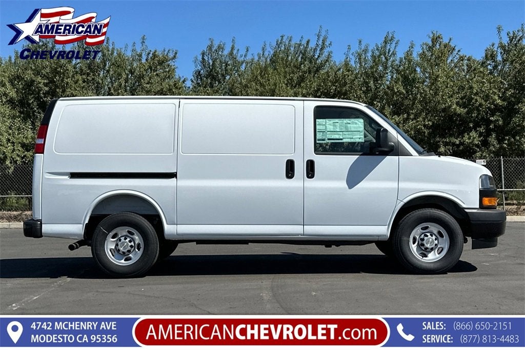 2025 Chevrolet Express Cargo 2500 WT