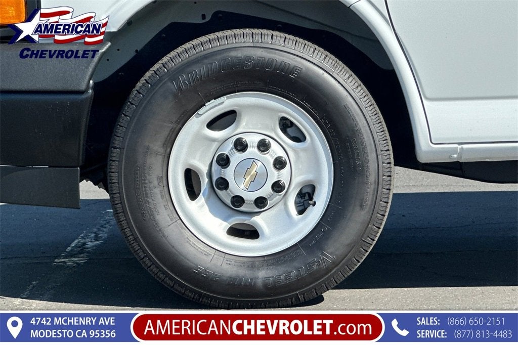2025 Chevrolet Express Cargo 2500 WT