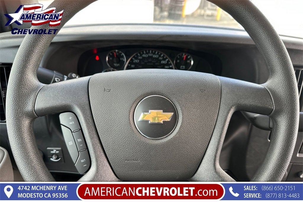 2025 Chevrolet Express Cargo 2500 WT