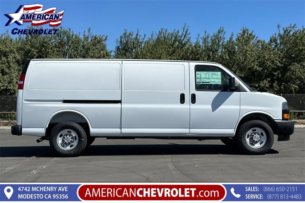 2025 Chevrolet Express Cargo 2500 WT