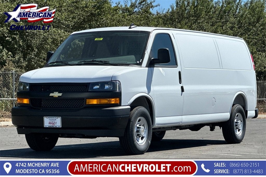 2025 Chevrolet Express Cargo 2500 WT