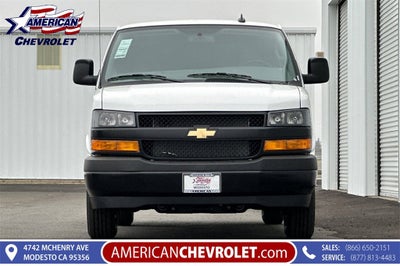 2025 Chevrolet Express Cargo 3500 WT