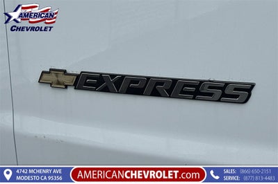 2025 Chevrolet Express Cargo 3500 WT