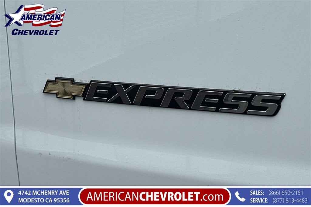 2025 Chevrolet Express Cargo 3500 WT