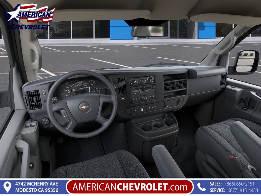 2025 Chevrolet Express Cargo WT