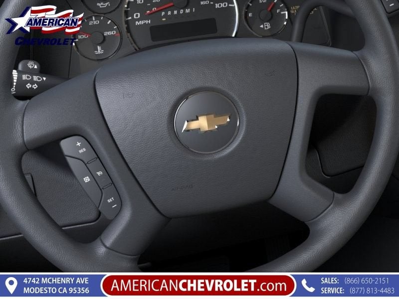 2025 Chevrolet Express Cargo WT