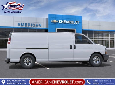 2025 Chevrolet Express Cargo WT
