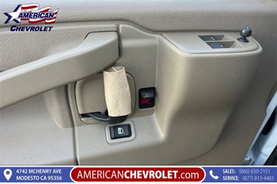 2025 Chevrolet Express Cargo 3500 WT