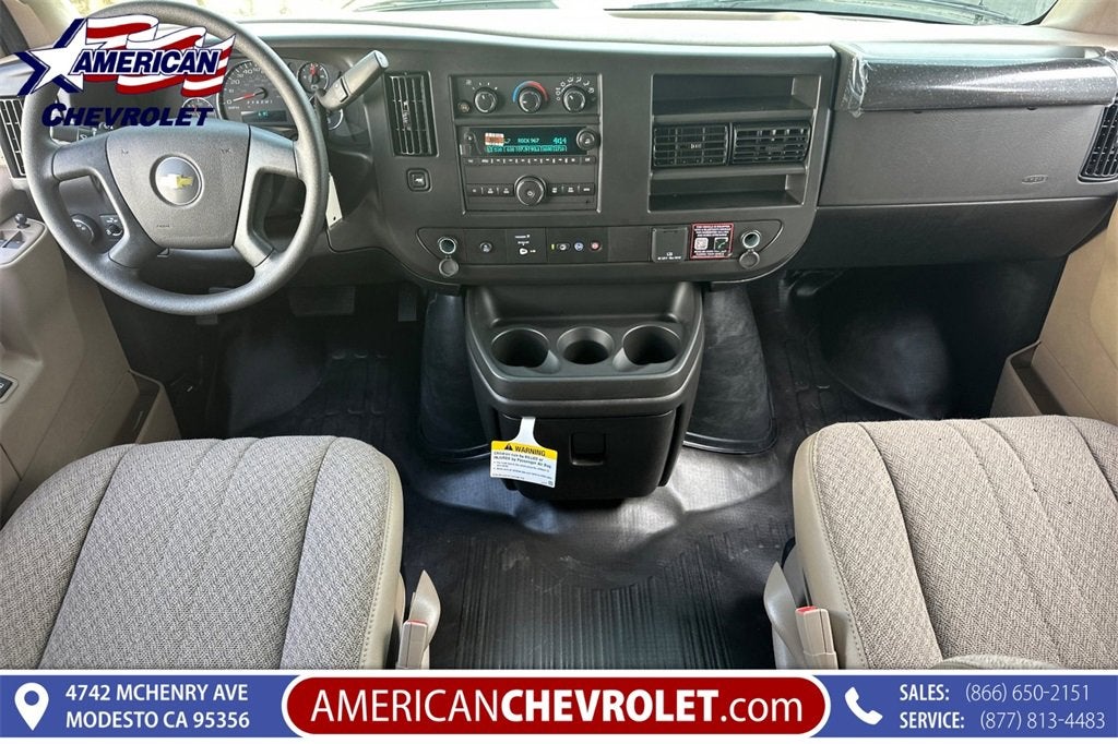 2025 Chevrolet Express Cargo 3500 WT