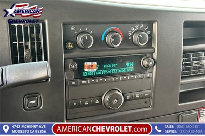 2025 Chevrolet Express Cargo 3500 WT