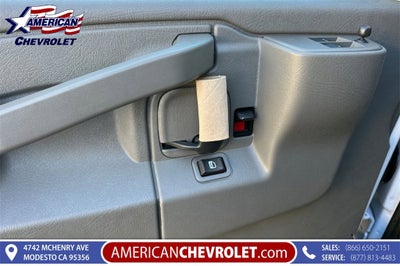2025 Chevrolet Express Cargo 3500 WT