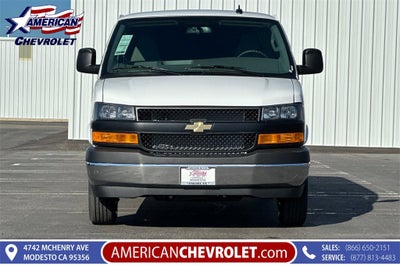 2025 Chevrolet Express Cargo 3500 WT