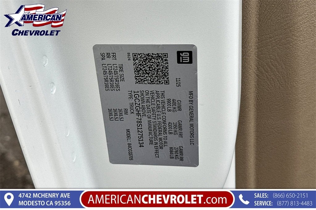 2025 Chevrolet Express Cargo 3500 WT