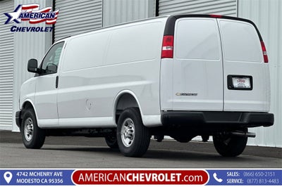 2025 Chevrolet Express Cargo 3500 WT