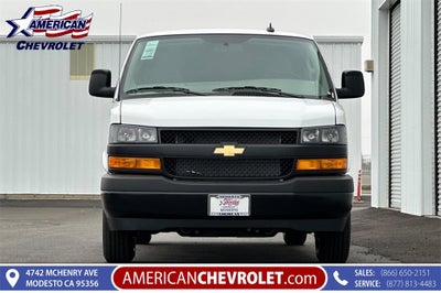 2025 Chevrolet Express Cargo 3500 WT