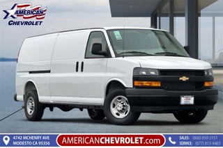 2025 Chevrolet Express Cargo 3500 WT