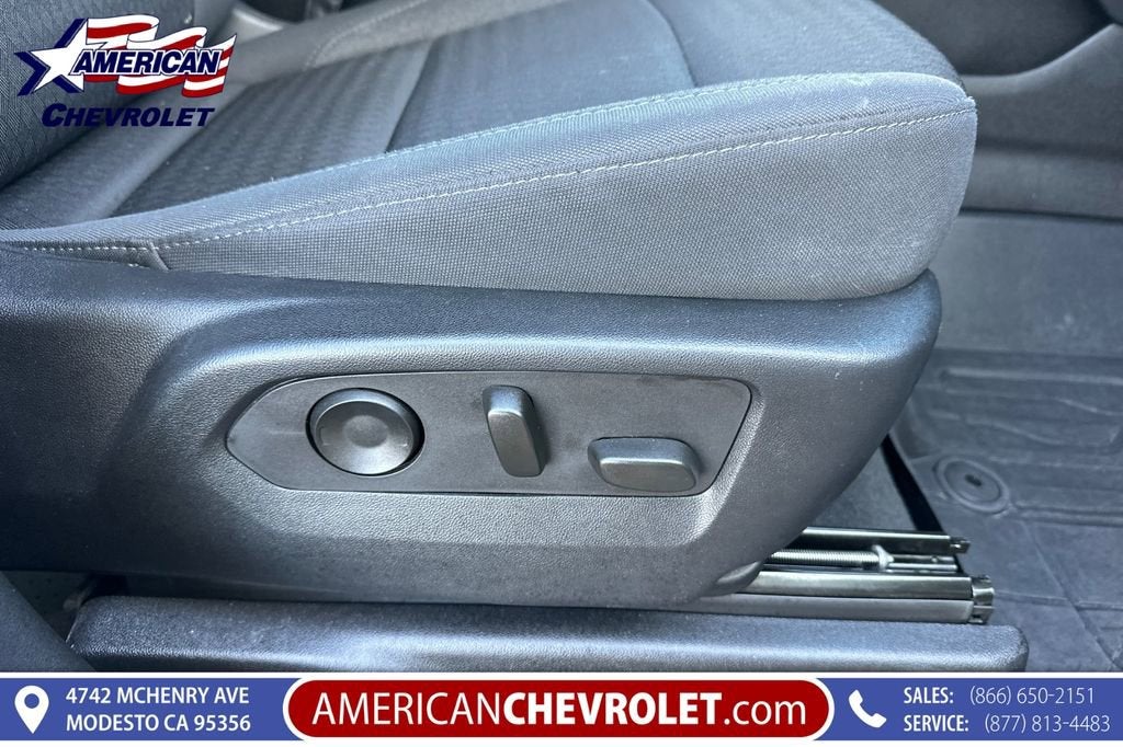 2023 Chevrolet Suburban LS