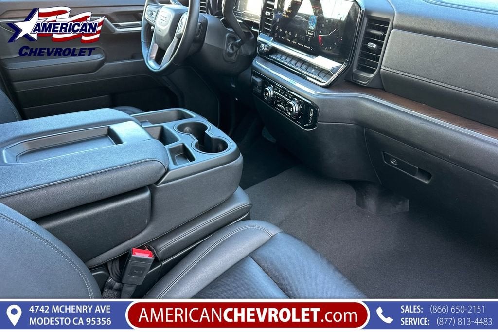 2025 GMC Sierra 1500 SLT