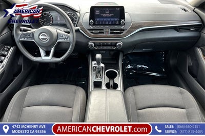 2023 Nissan Altima 2.5 SV