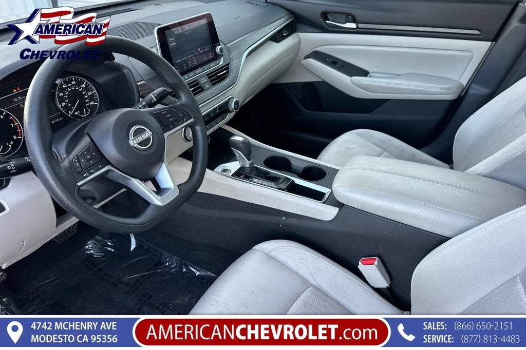 2025 Nissan Altima SV
