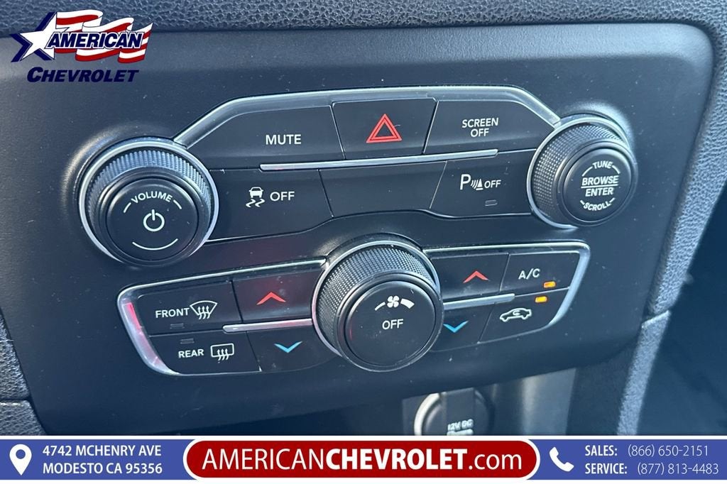 2020 Dodge Charger SXT