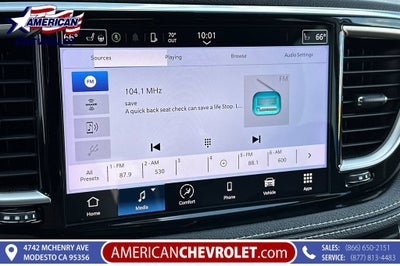 2023 Chrysler Pacifica Hybrid Touring L