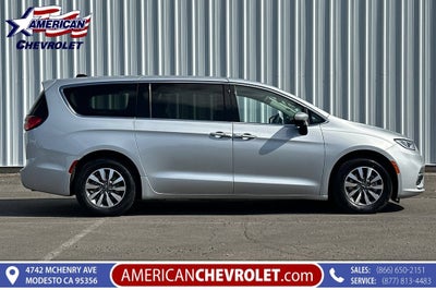 2023 Chrysler Pacifica Hybrid Touring L