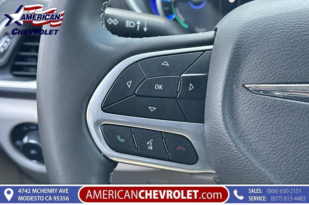 2023 Chrysler Pacifica Hybrid Touring L