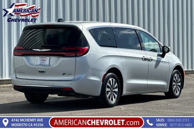 2023 Chrysler Pacifica Hybrid Touring L