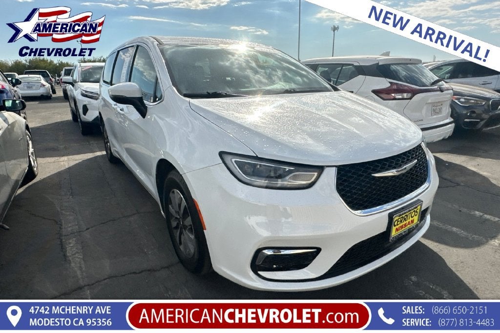 2023 Chrysler Pacifica Hybrid Touring L
