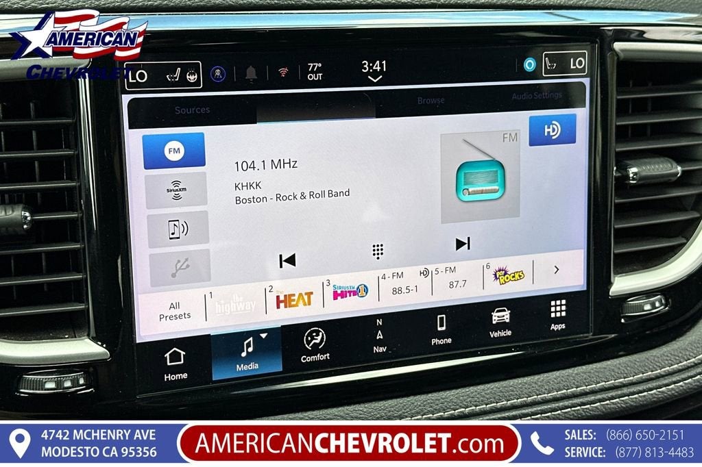 2024 Chrysler Pacifica Hybrid S Appearance Pkg