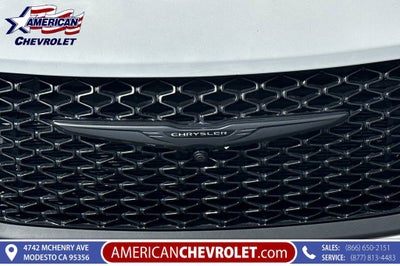 2024 Chrysler Pacifica Hybrid S Appearance Pkg