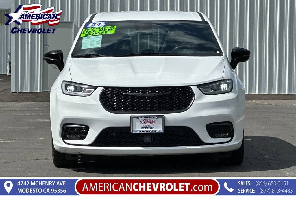 2024 Chrysler Pacifica Hybrid S Appearance Pkg