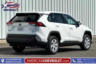 2025 Toyota RAV4 LE