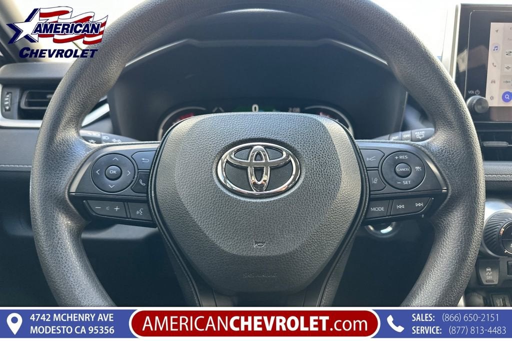 2025 Toyota RAV4 XLE